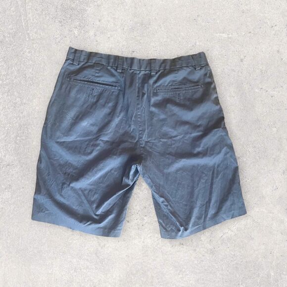 Banana Republic | Men’s Emerson Straight Fit Shorts Size 35 - Picture 3 of 5